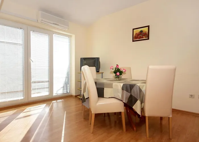 Apartament With A Swimming Pool Cavtat, Dubrovnik - 8829 Cavtat