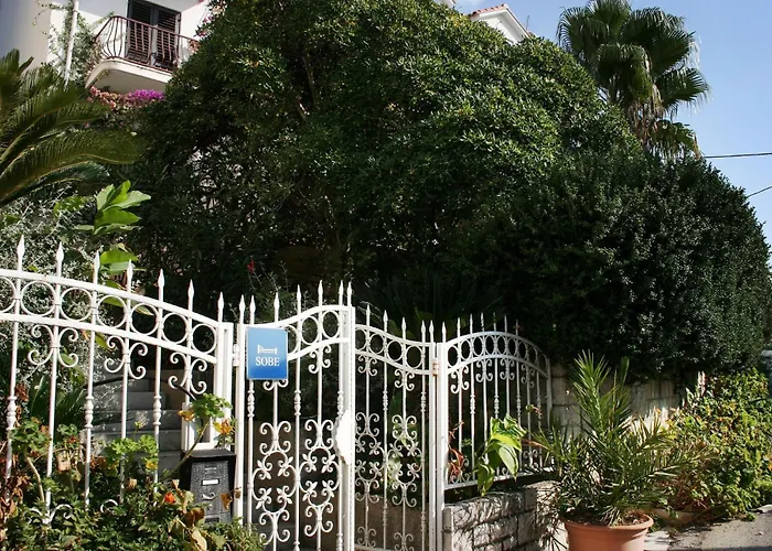 아파트 With A Swimming Pool Cavtat, Dubrovnik - 8829 챠브타트